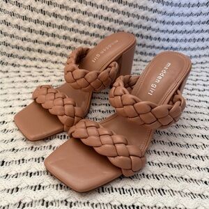 MADDEN GIRL Block Heel Braided Strap Tan Beige Spring Summer Sandal Shoe Sz 7.5